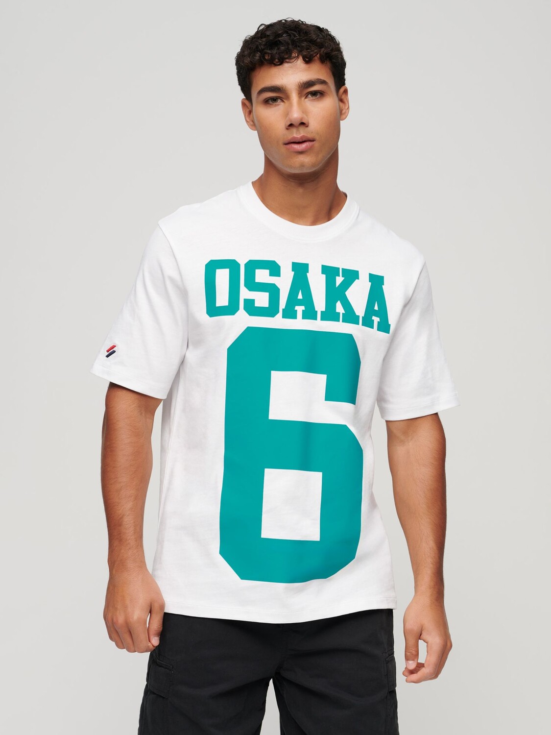 

Свободная футболка с логотипом Superdry Osaka, ярко-белый