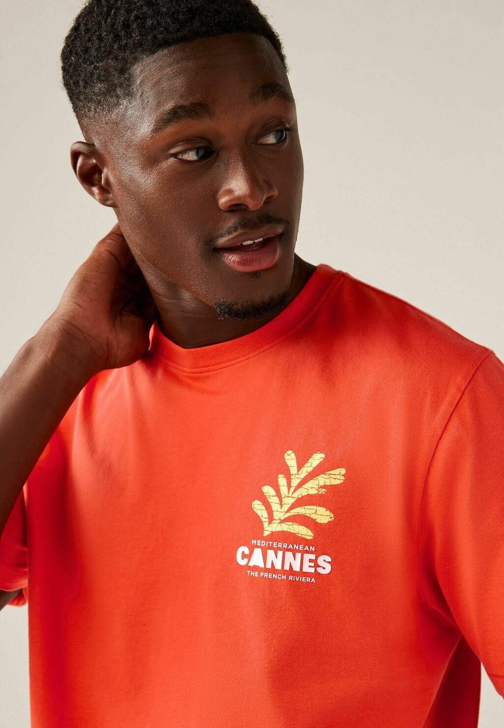 

REGULAR FIT Beach Graphic Next, Футболка с принтом разноцветная яркая