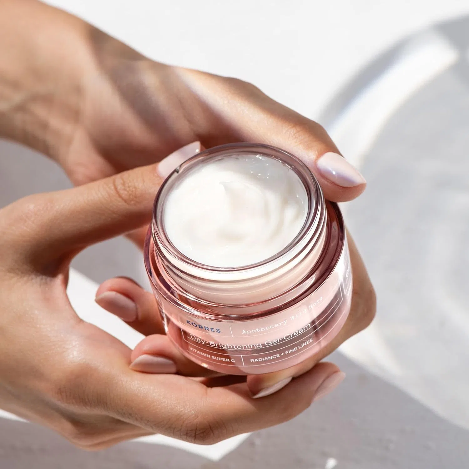 Набор для сияния кожи Apothecary Wild Rose Radiant Complexion от KORRES Korres — фото 2