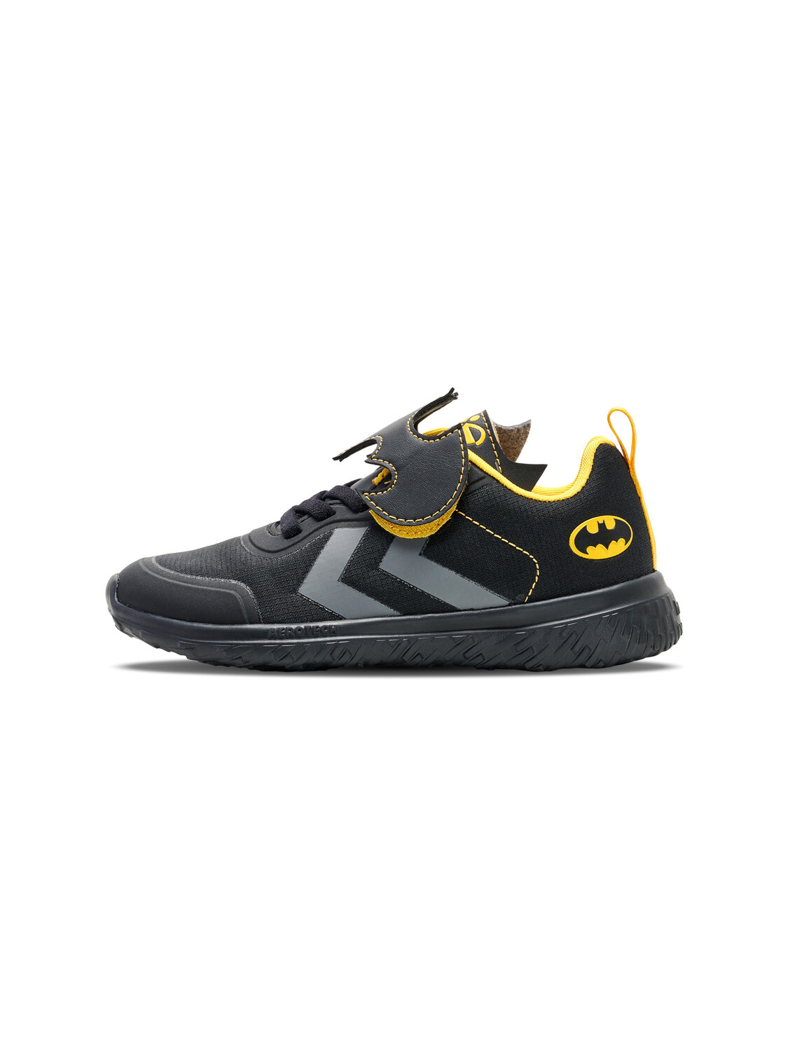 

Низкие кроссовки Hummel Batman Actus Recycled Jr, черный