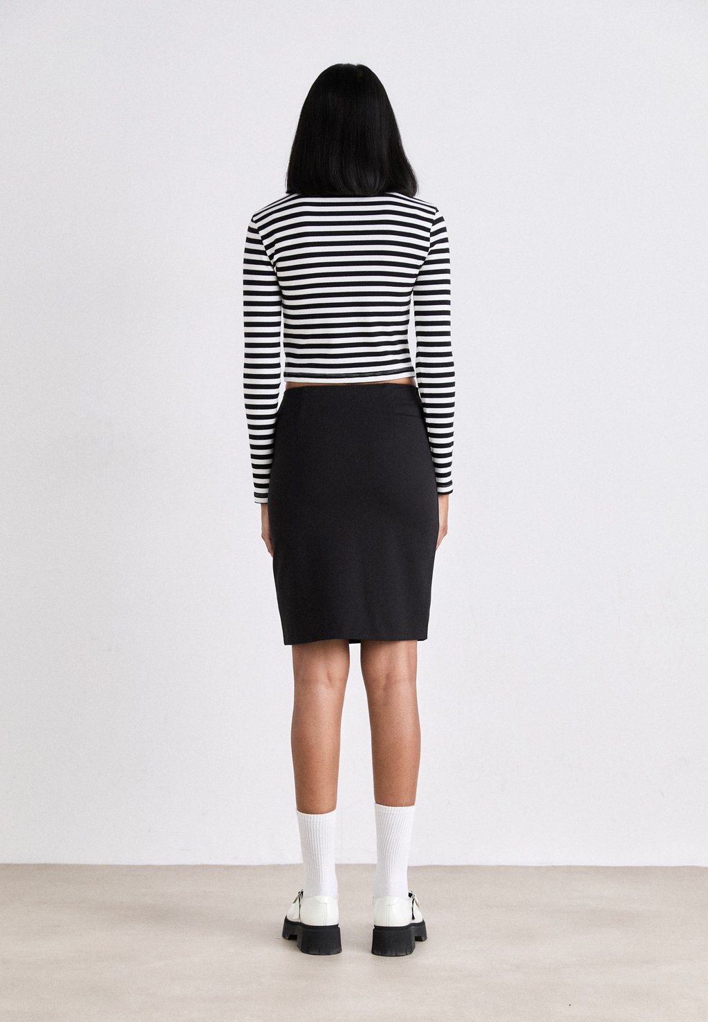 

Юбка-карандаш MILANO LOGO SKIRT Calvin Klein Jeans, черный