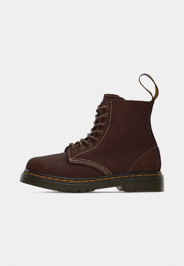 Ботинки Dr. Martens 1460 Pascal унисекс на шнуровке с 8 люверсами, нубук, Dark Brown — фото 2