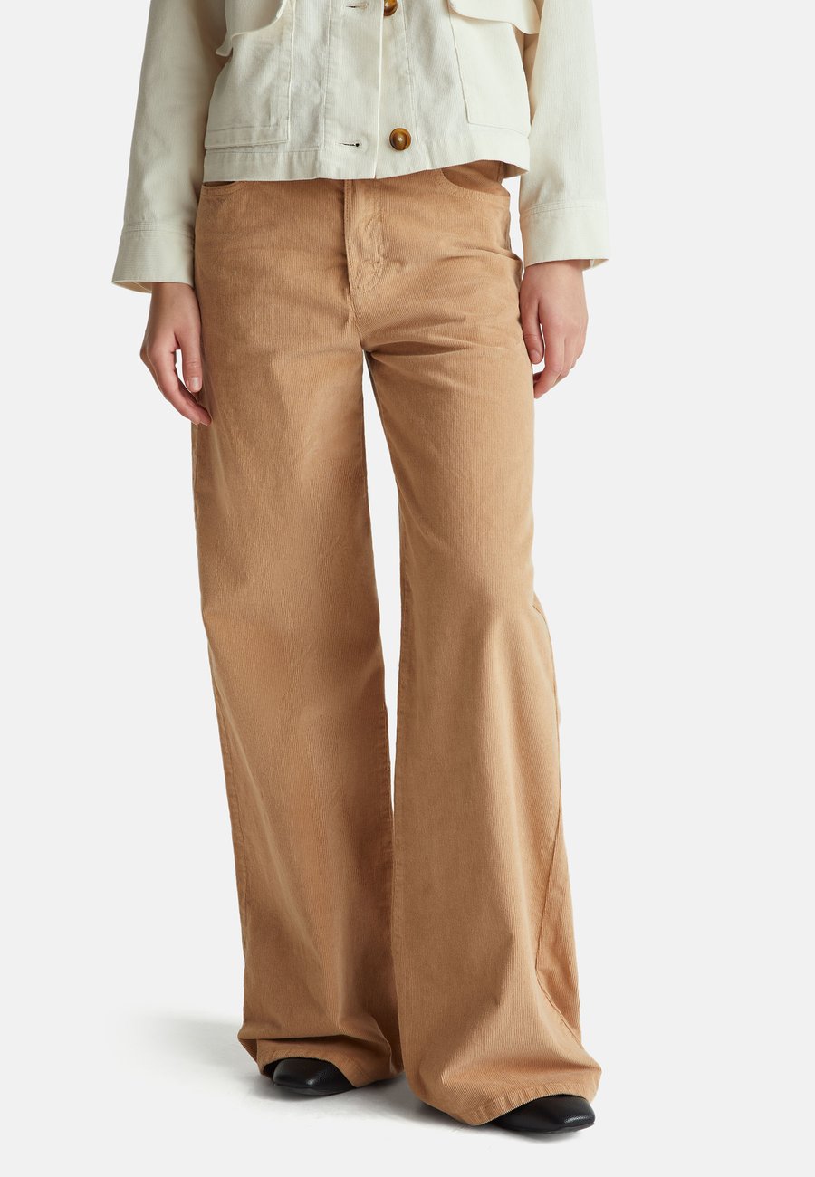 

Брюки United Colors of Benetton Trousers, Beige/Camel