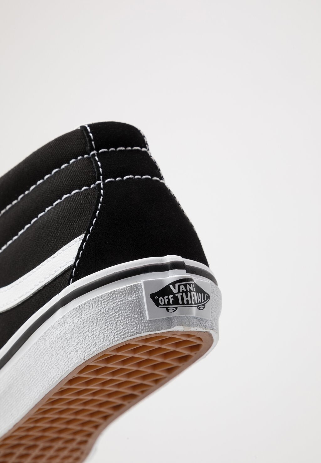 Высокие кеды Sk8 Mid Reissue Unisex Vans, цвет black/true white — фото 3