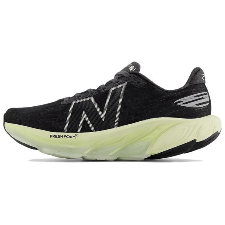 

Кроссовки мужские низкие черные New Balance