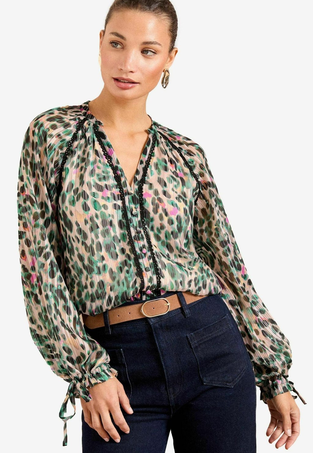 

Блуза PRINTED NOTCH NECK POET SLEEVE TIE CUFF Love & Roses, бежевый