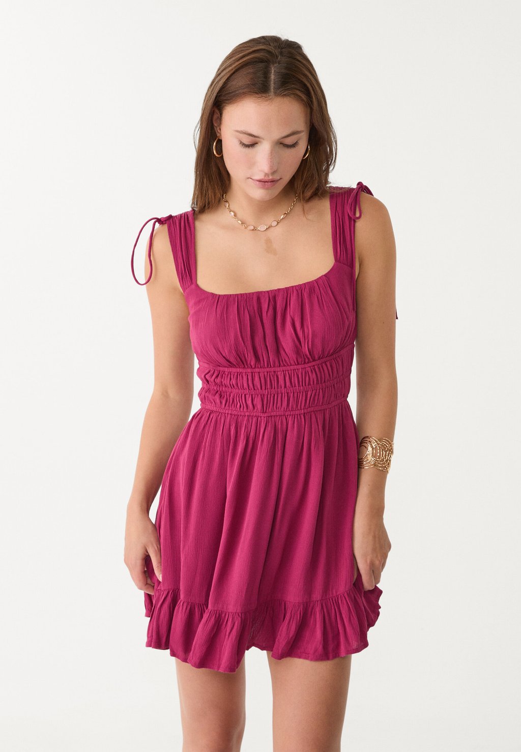 

Повседневное платье SHORT FLOWING Stradivarius, розовый
