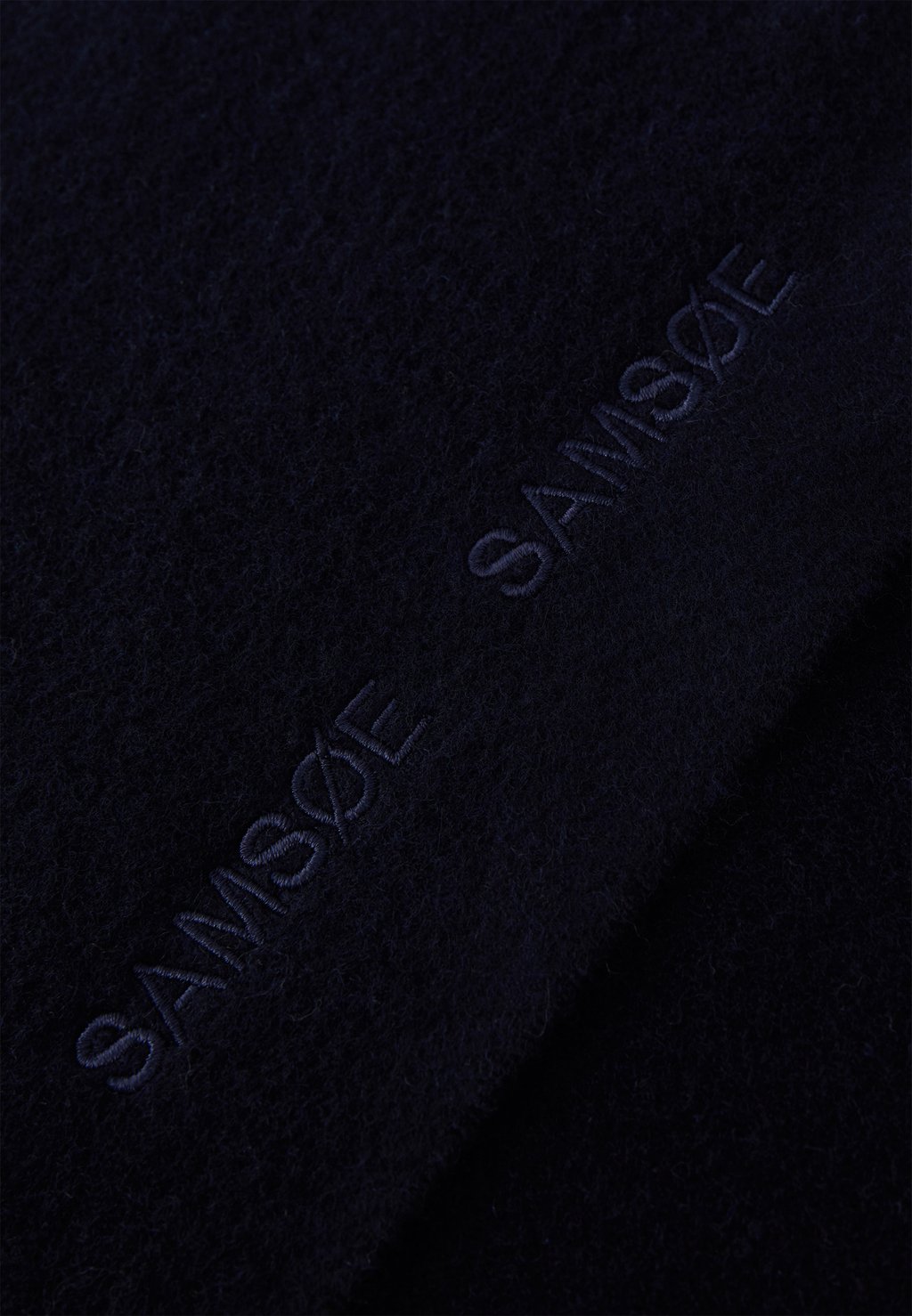 

Шарф SAACCOL UNISEX Samsøe Samsøe, темно-синий