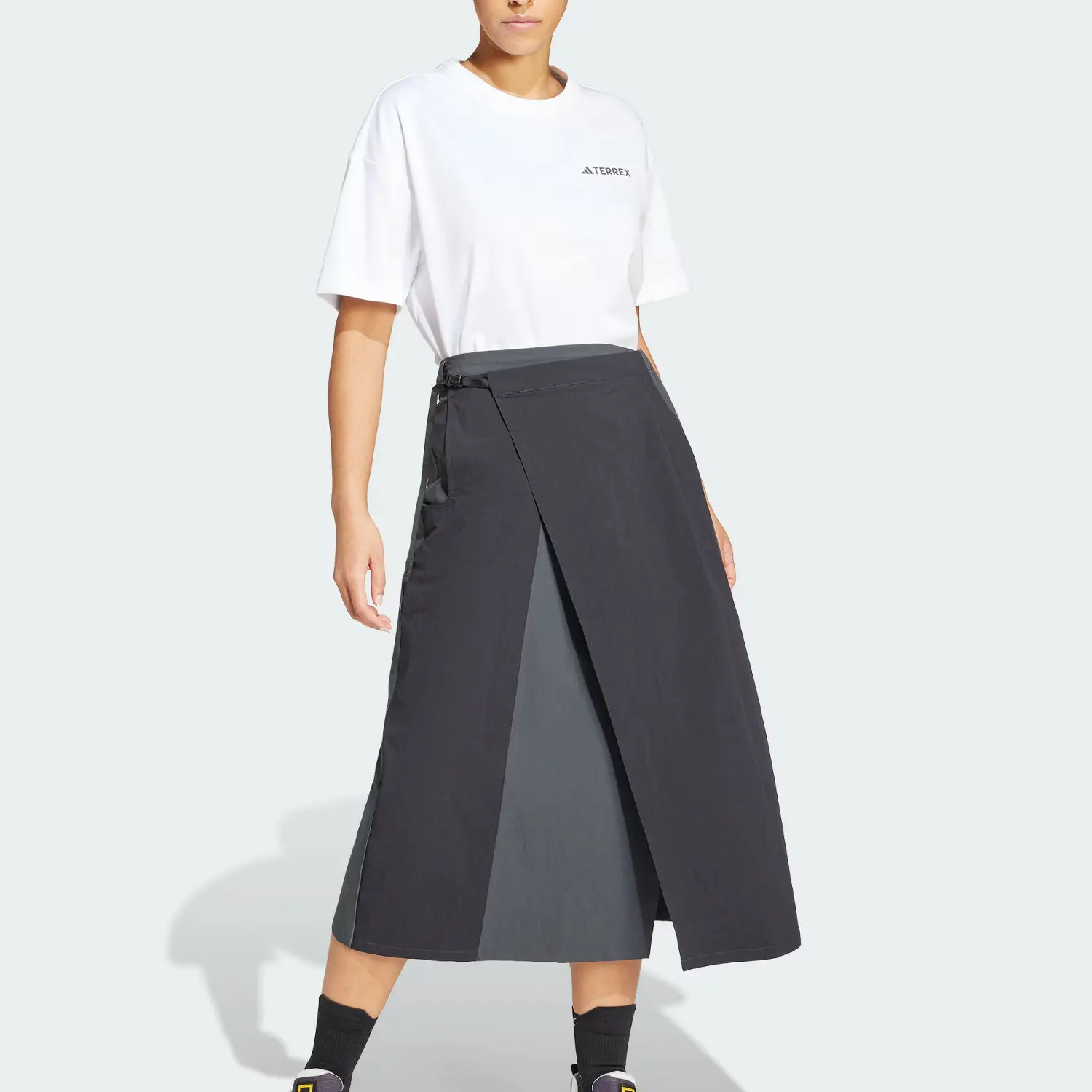 Adidas National Geographic Terrex Disney повседневная длинная юбка Women's Black — фото 3