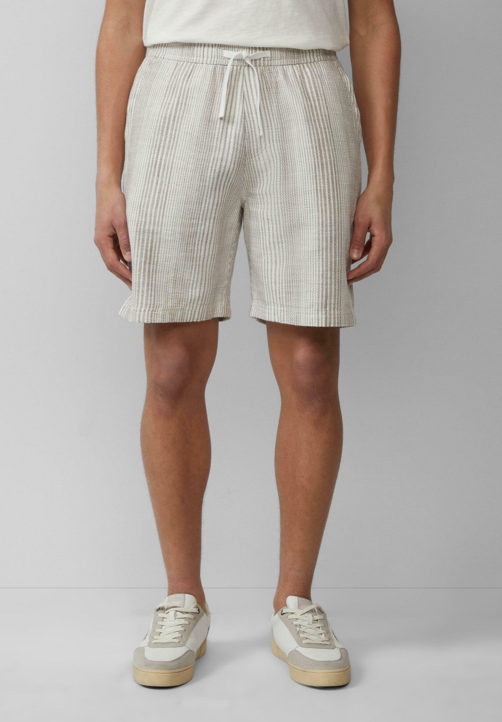 

Шорты Tracksuit bottoms s.Oliver, бежевый