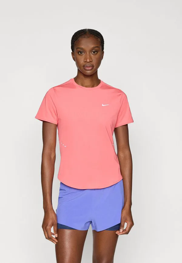 

Спортивная футболка Nike Performance, Sea Coral/Reflective Silver-Coloured, Красный, Спортивная футболка Nike Performance, Sea Coral/Reflective Silver-Coloured