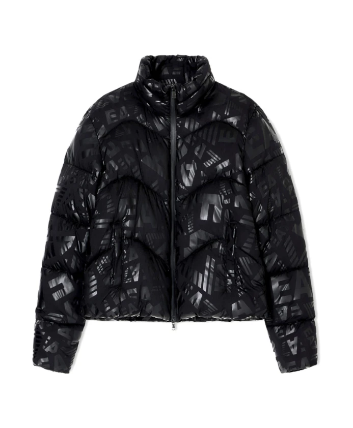 

Стеганая нейлоновая куртка с монограммой по всей поверхности. Emporio Armani Ea7, черный