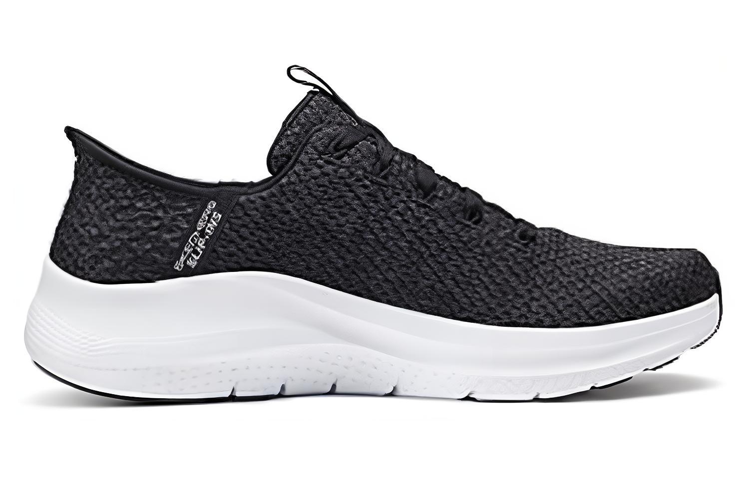 Skechers Низкие беговые кроссовки мужские черно-белые, цвет Black White — фото 2