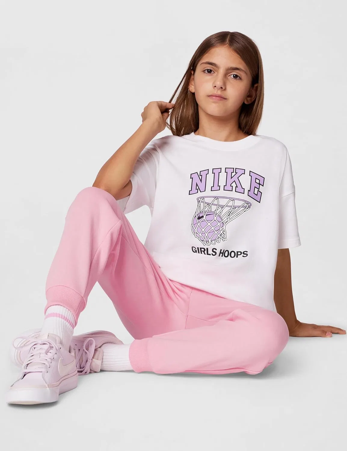 Футболка для девочек Nike Club Basketball Hoop, белый — фото 2