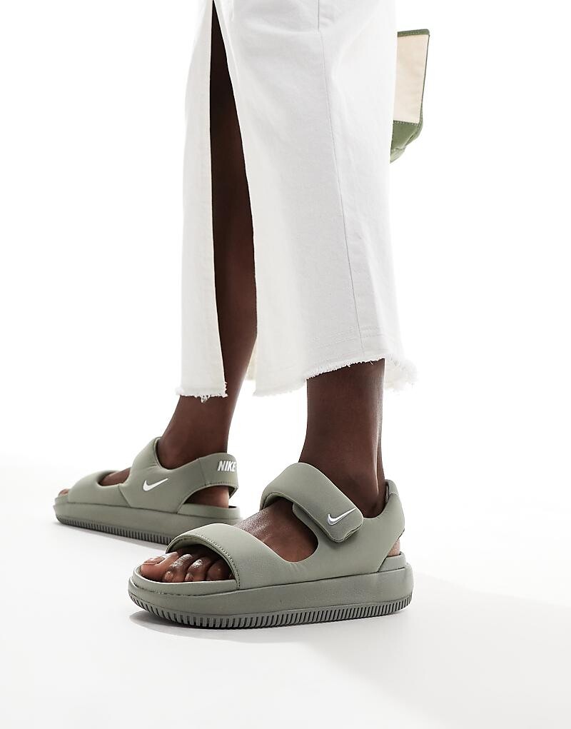 

Черные сандалии Nike – Calm – hellem Military-Gr cn