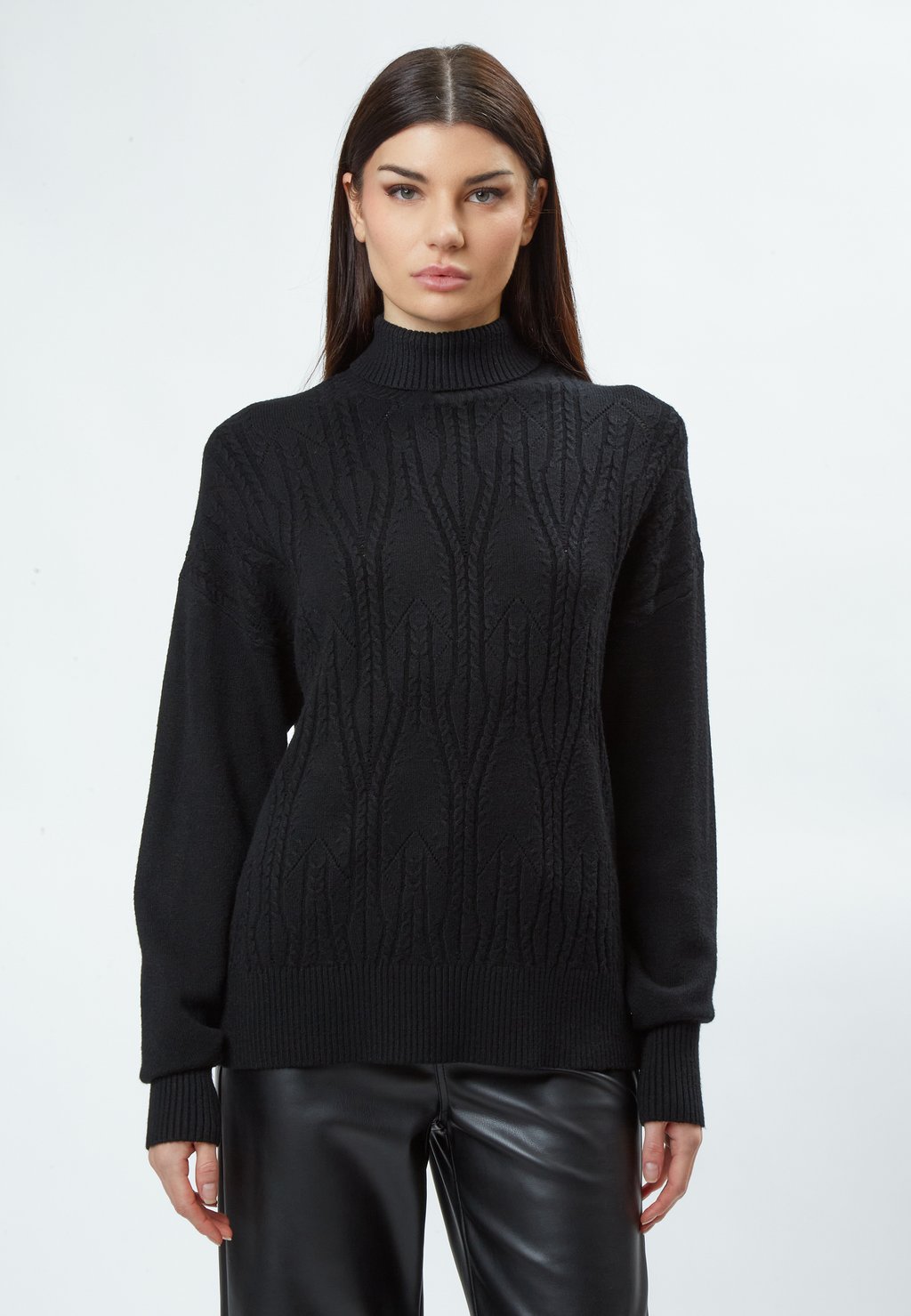 

Джемпер OVERCUT SHOULDER CABLE INFLUENCER, черный
