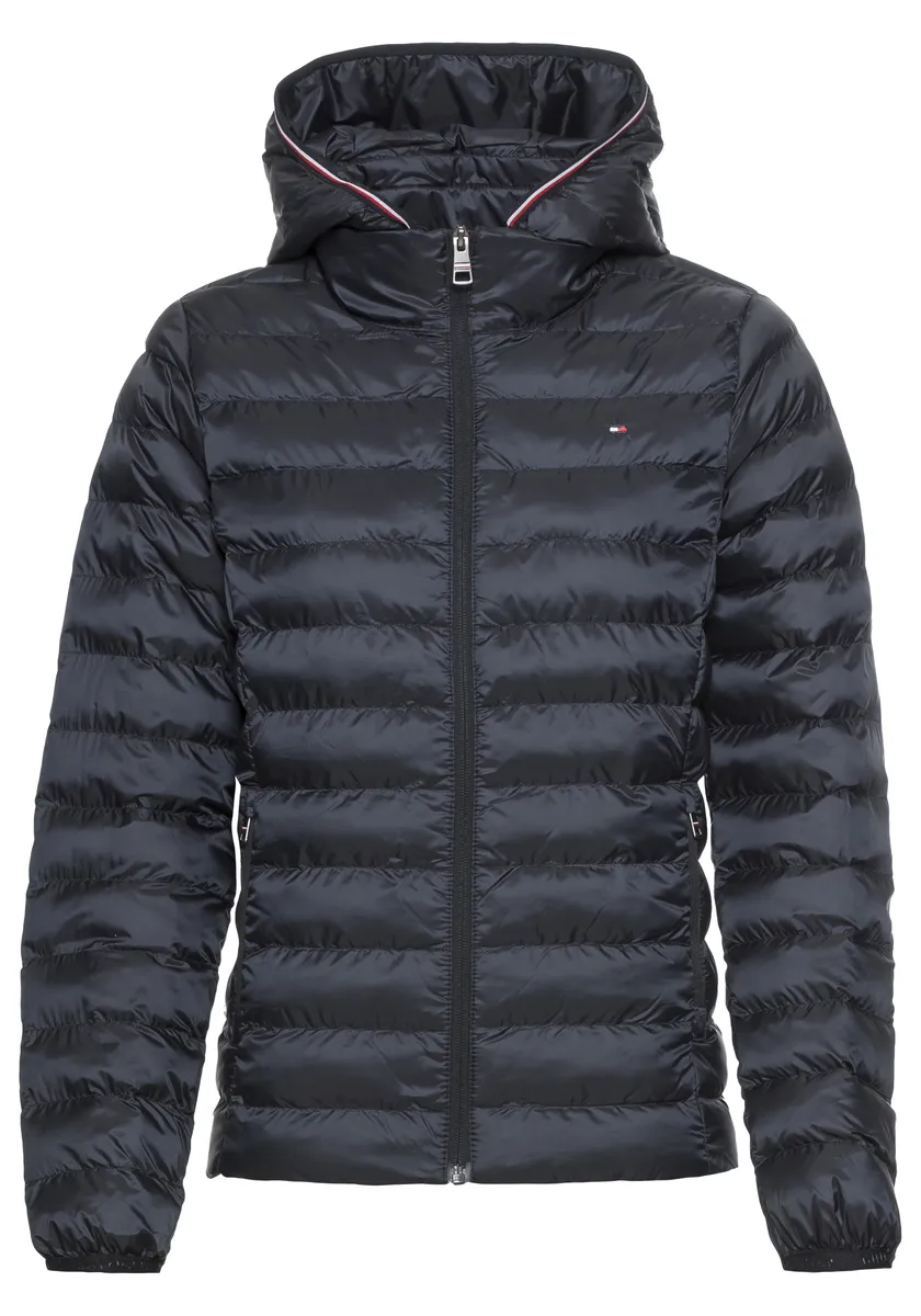 

Стеганая куртка Tommy Hilfiger "LW PADDED GLOBAL STRIPE JACKET" (серия Global TH WOMEN), с полосой Global Stripe на капюшоне, цвет Desert_Sky