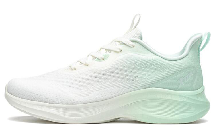 

Кроссовки женские с низким верхом Foam Green/Sail White Xtep
