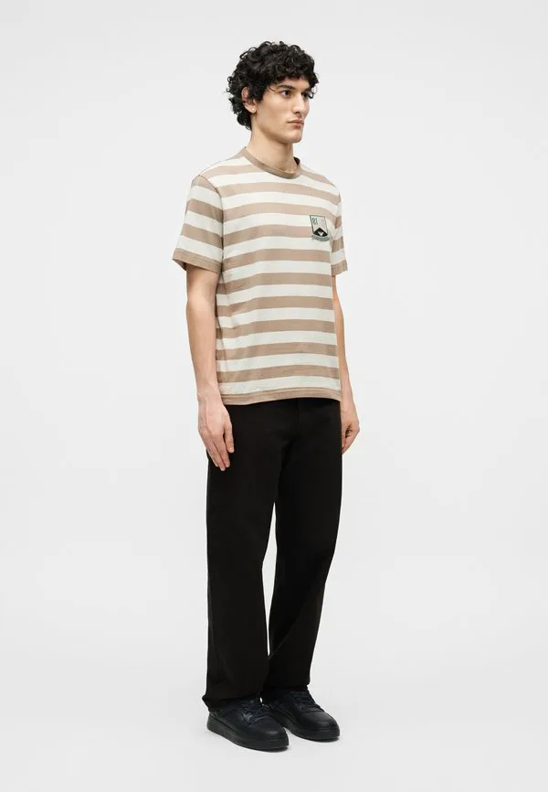 Футболка с принтом Emporio Armani, Beige — фото 4