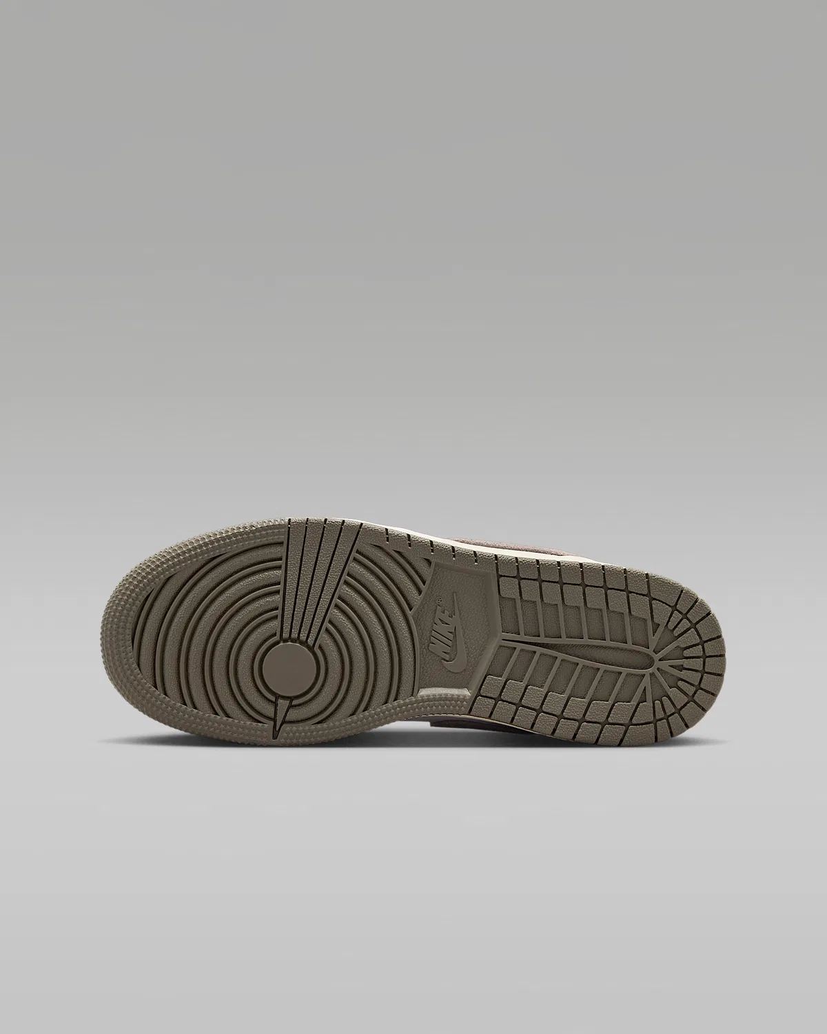 Кроссовки Air Jordan 1 Low для детей старшего возраста, Olive Grey/Summit White/Pale Ivory/Enigma Stone — фото 2
