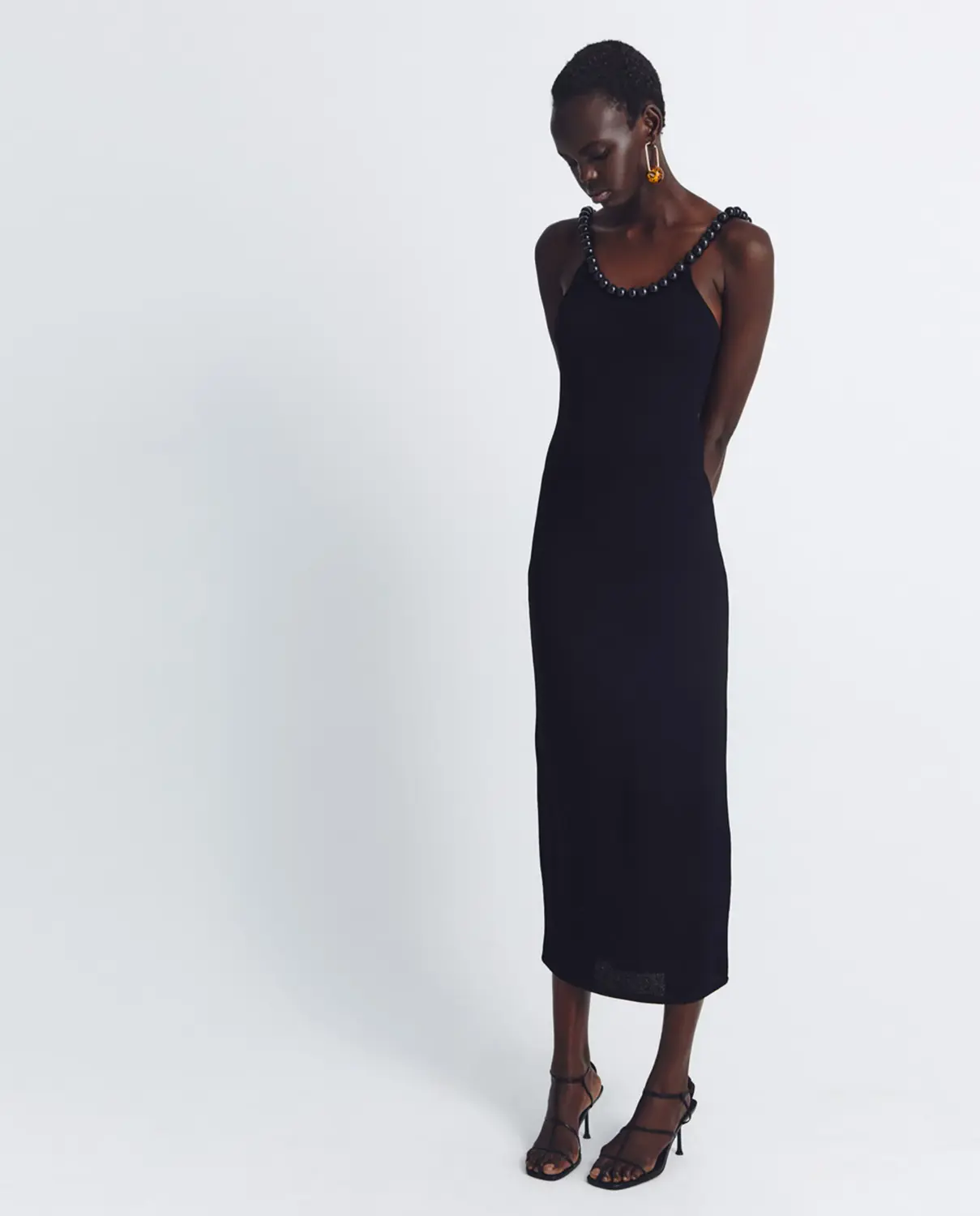 

Платье с вырезом в виде шаров Sfera, черный