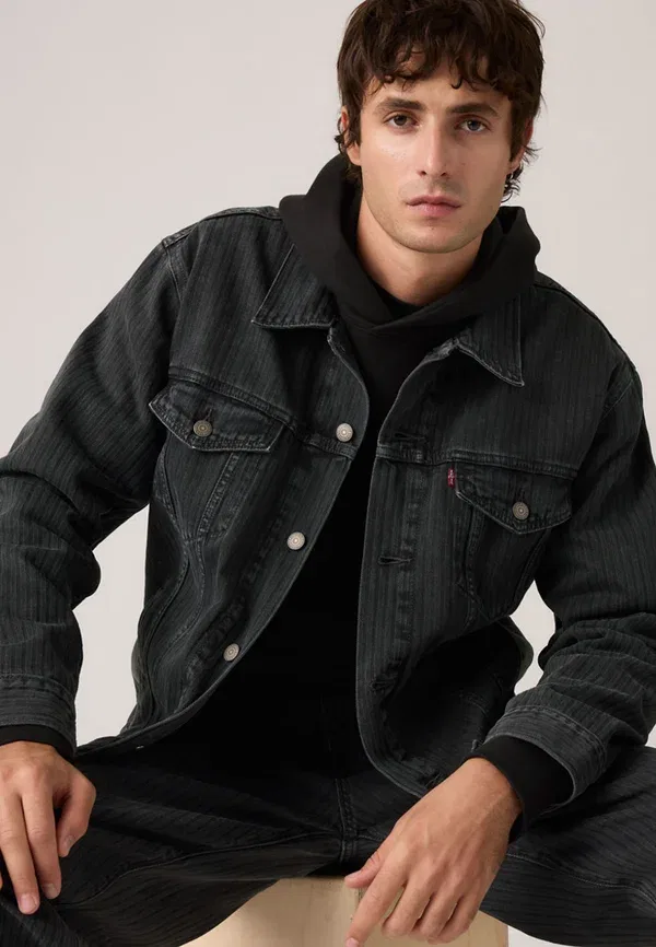 Куртка джинсовая trucker Levi'S, свободный крой, цвет оникс — фото 3