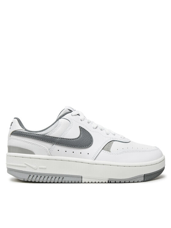 

Кроссовки Nike, белый
