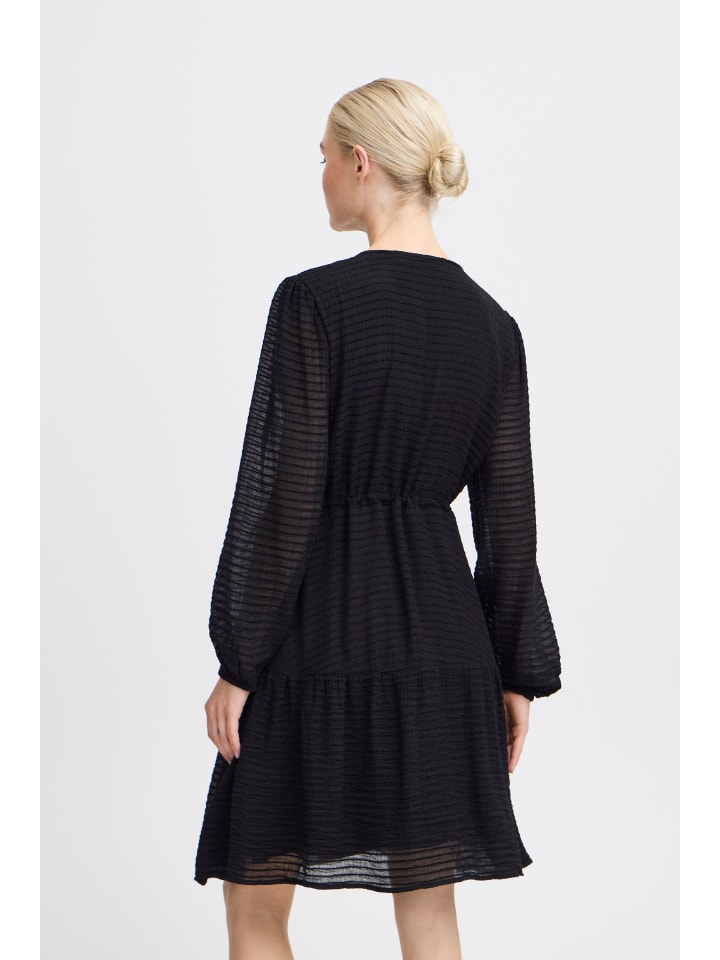 

Платье BYHELIA, стандартного кроя, черного цвета b. young