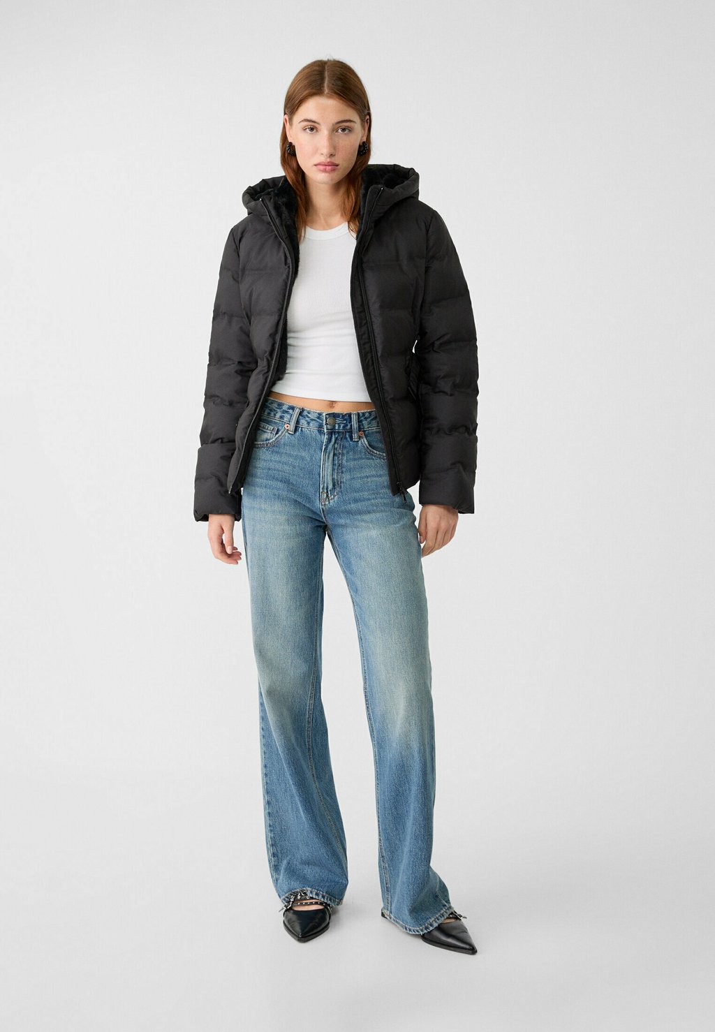

Зимняя куртка HOODED PUFFER Stradivarius, черный
