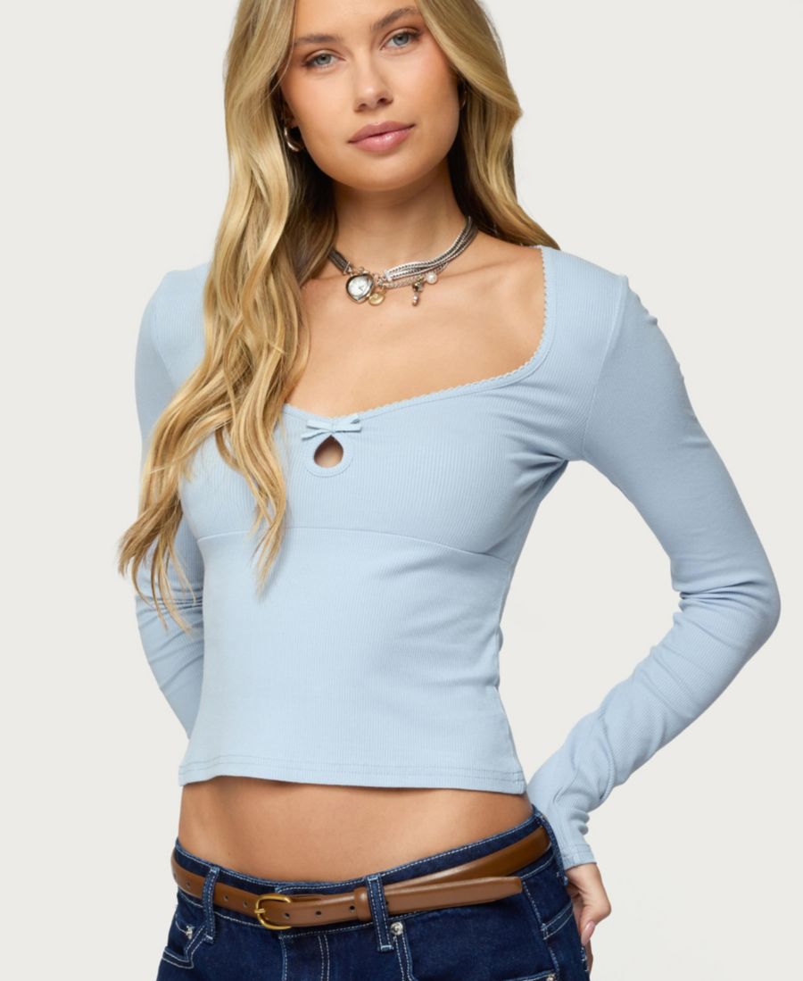 

Женский топ с вырезом-замочной скважиной цвета марены Edikted, Light-blue