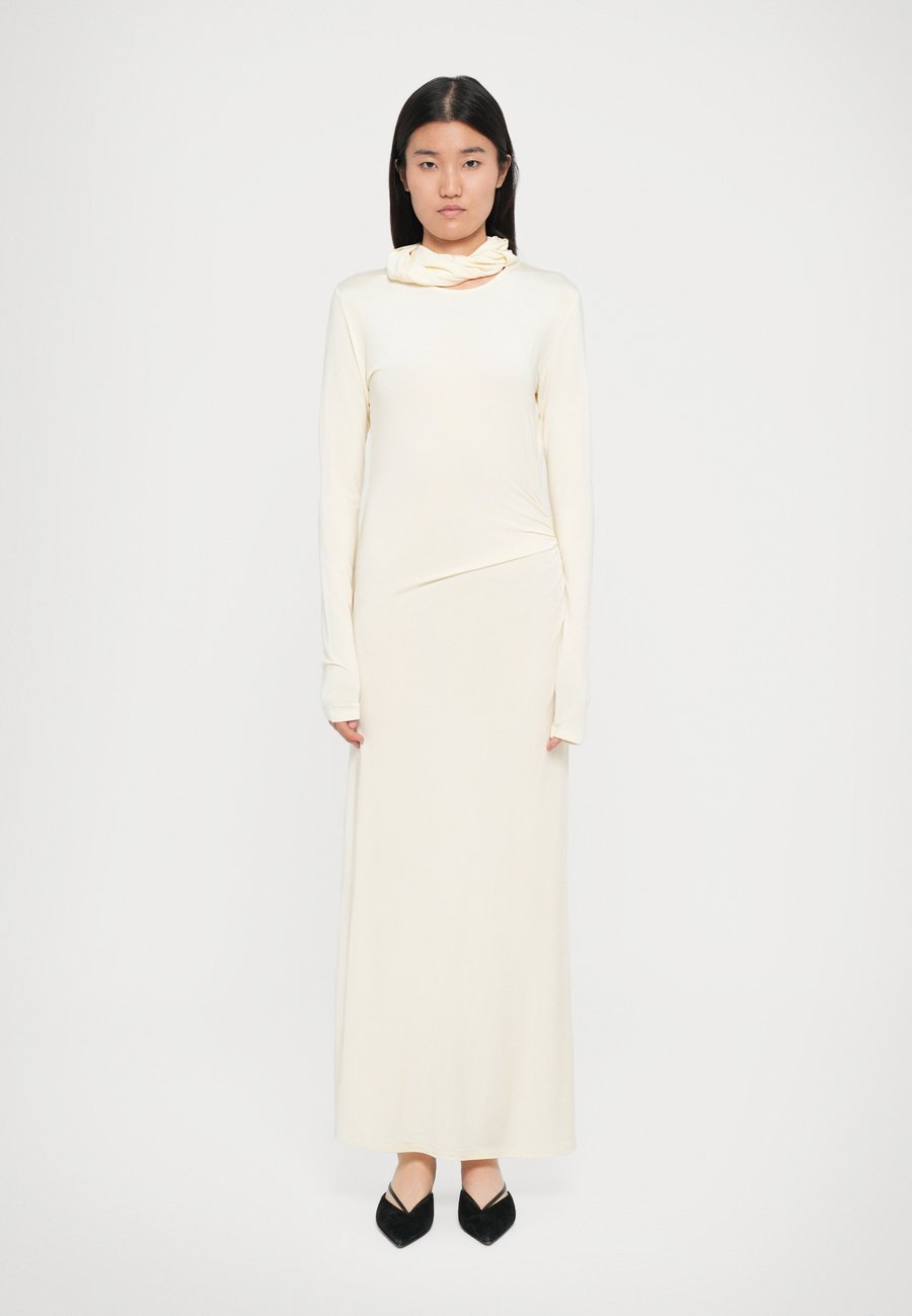 

Платье TOVE KIVA DRESS, Cream/Off-White