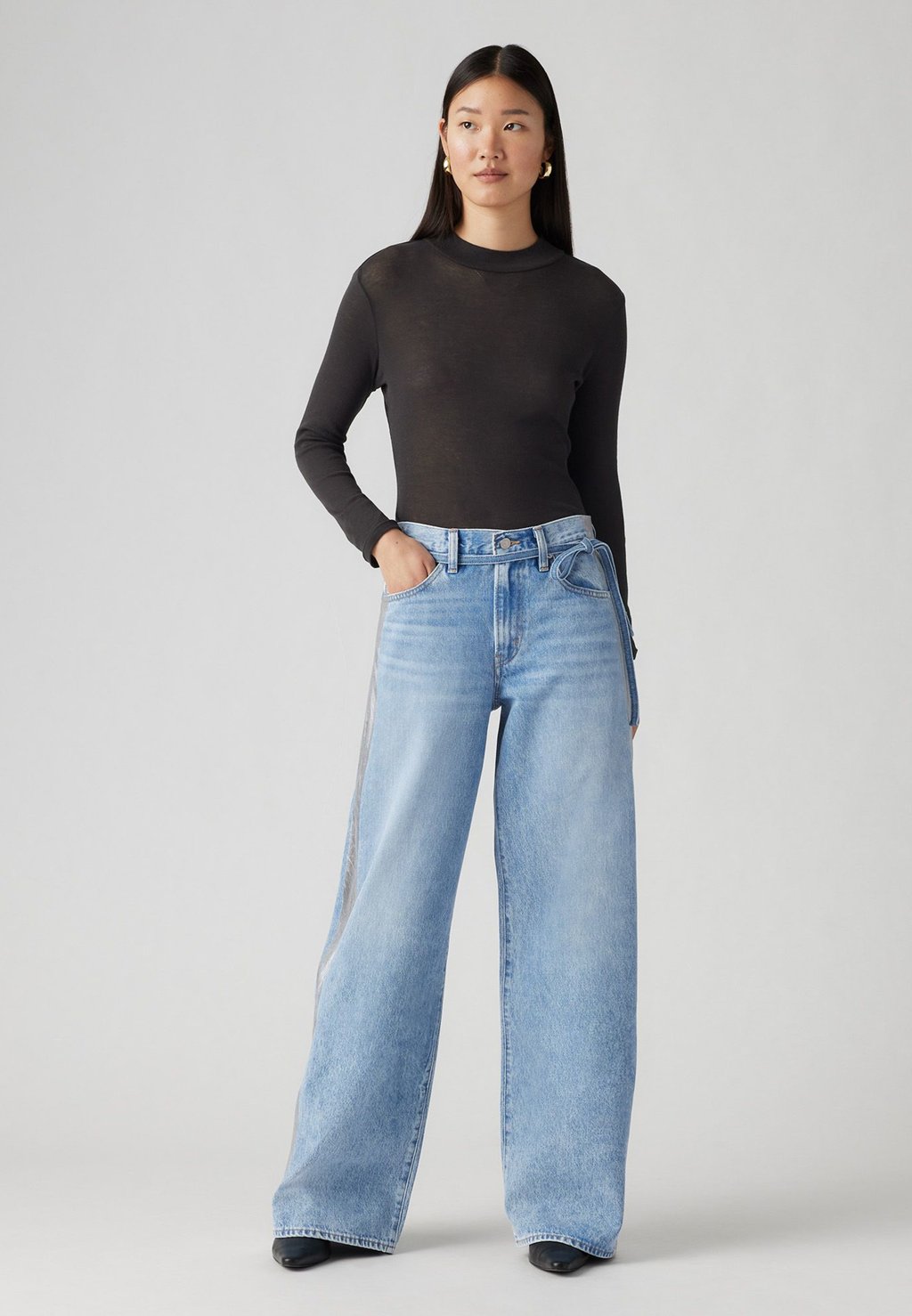 

Джинсы свободного кроя XL STRAIGHT Levi's®, светло-голубой деним