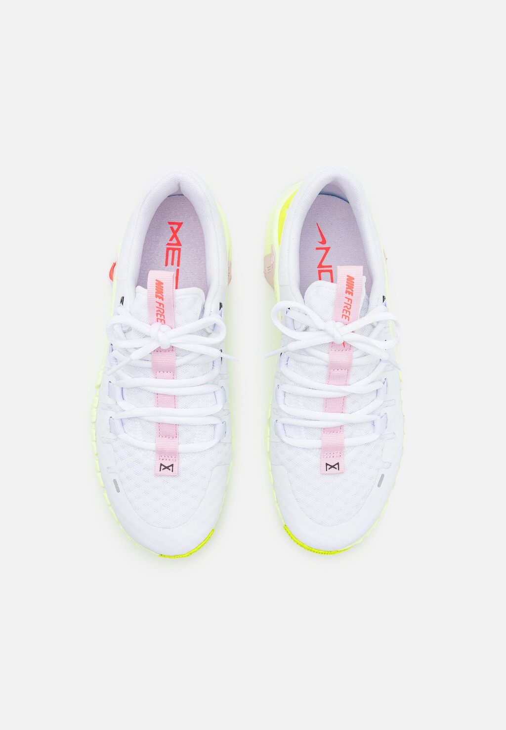 

Тренировочная обувь FREE METCON 5 Nike, белый