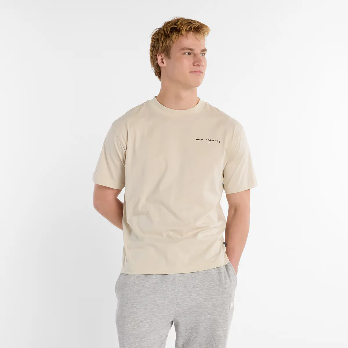 

Мужская футболка MT51507TWF New Balance, бежевый