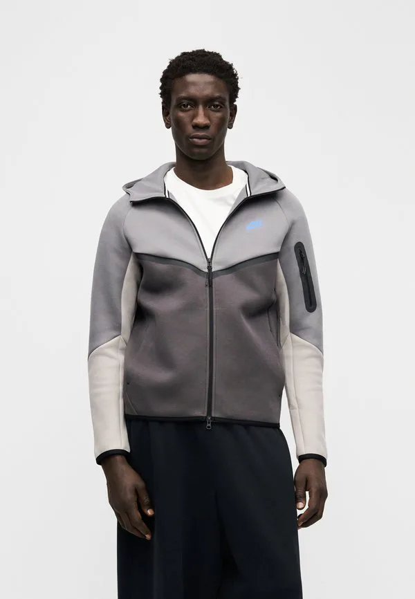Флисовая куртка Nike Sportswear, Pencil Point/Medium Ash/College Grey/Sapphire — фото 4