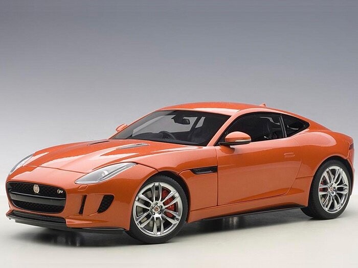 

Автоарт Jaguar F-Type R Coupe 2015 ( Firesand Me1:18 73653 Autoart