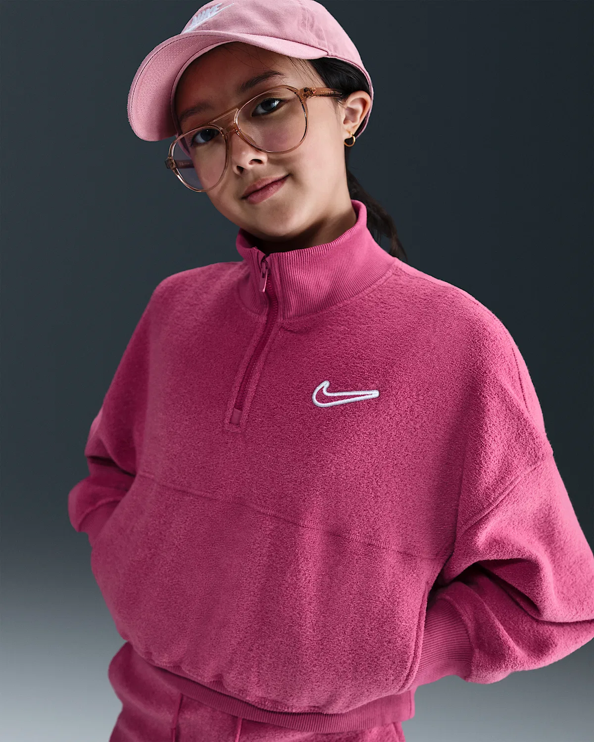 Детская (для девочек) флисовая кофта с длинным рукавом Nike Sportswear, Sweet Beet/White — фото 3