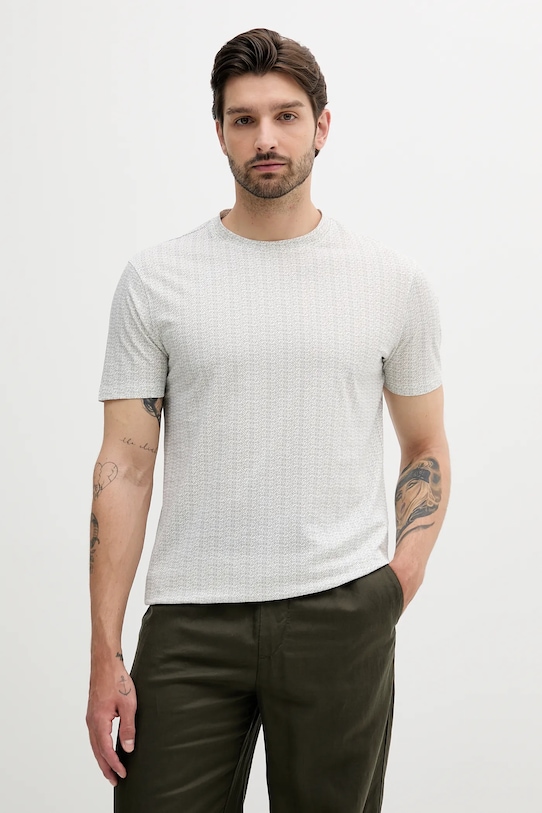 

Хлопковая футболка Armani Exchange, белый