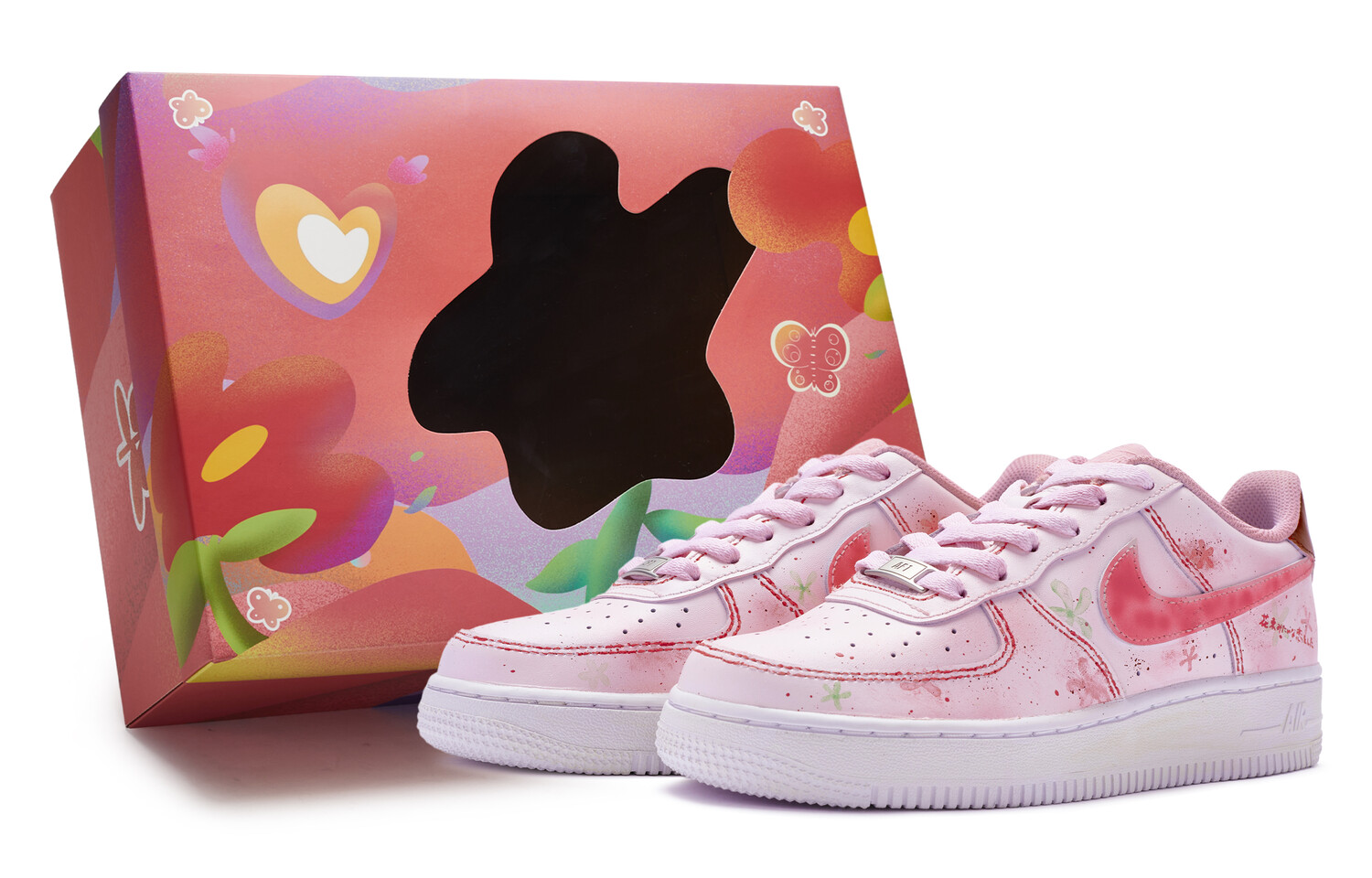 

Кроссовки Nike Air Force 1,