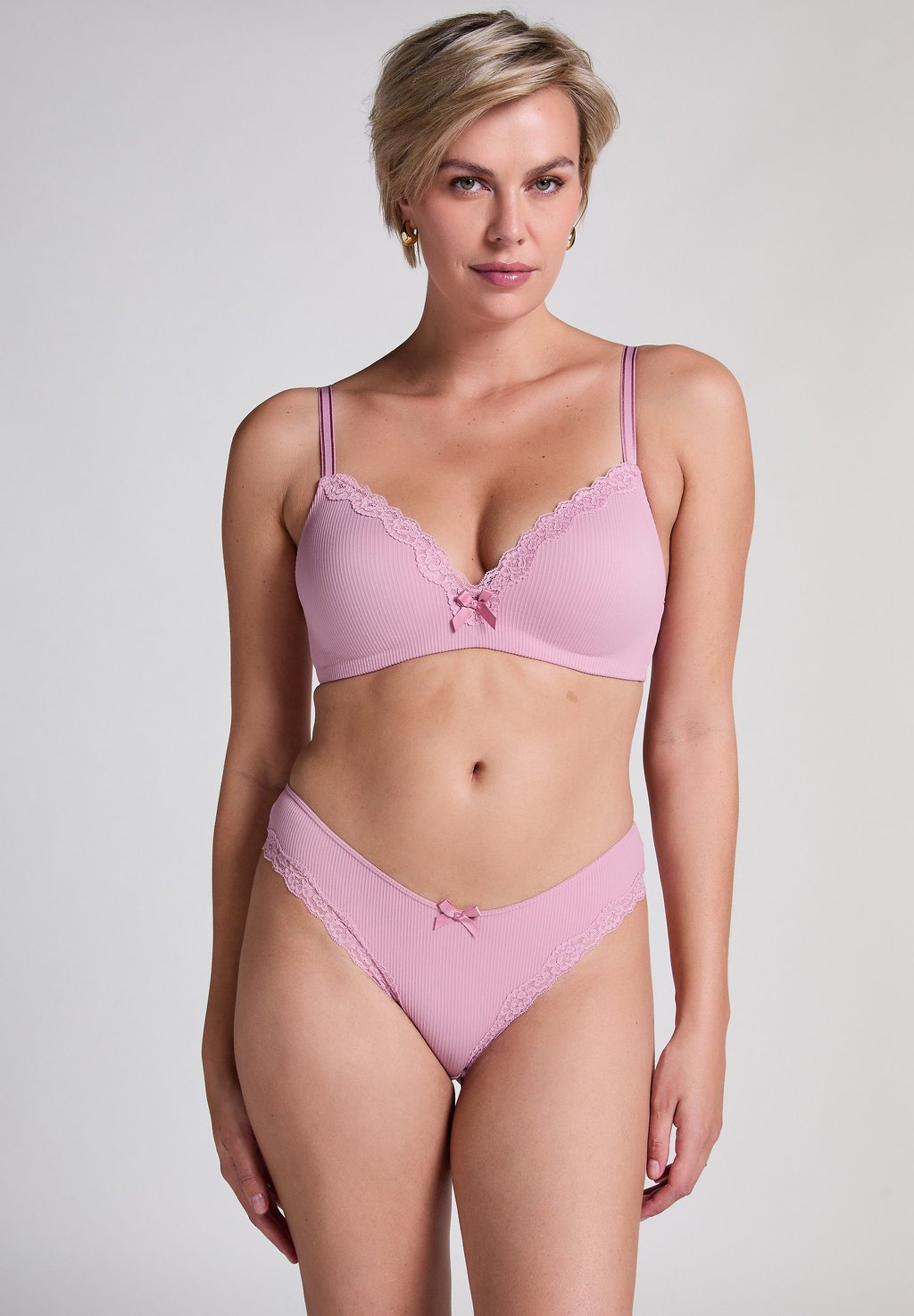 

Стринги Hunkemöller, розовый