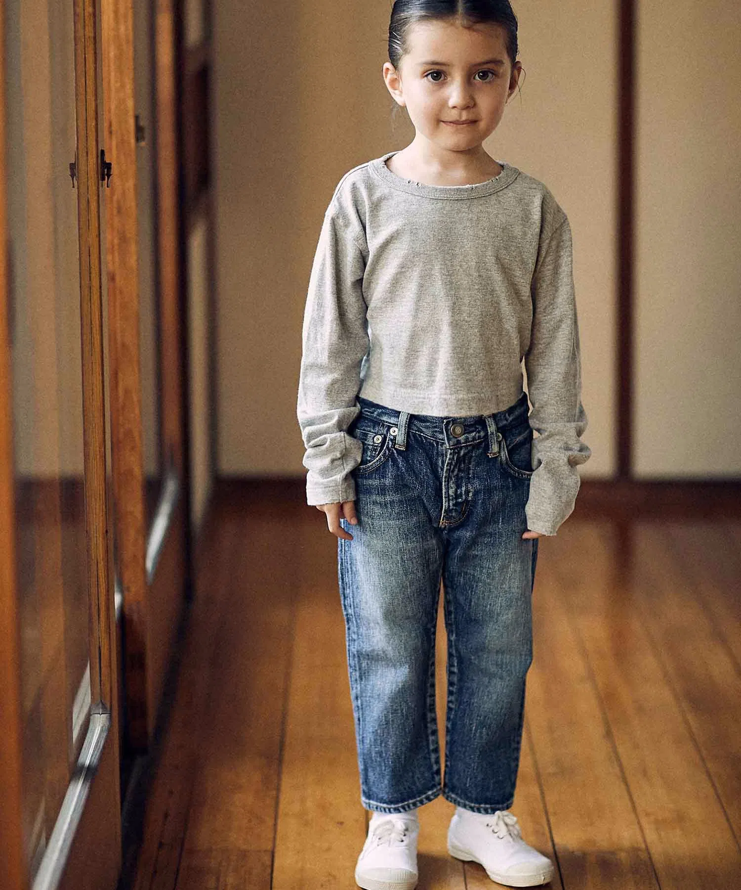 Детская футболка SEA CHIBI VINTAGE 88 с потёртостями серая — фото 2
