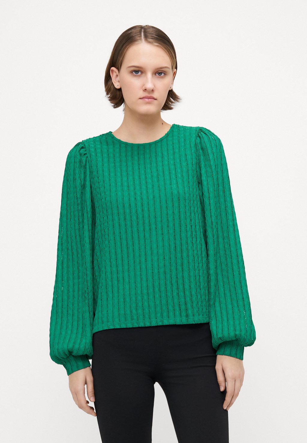 

Футболка с длинным рукавом VMNOMI Vero Moda Tall, зеленый