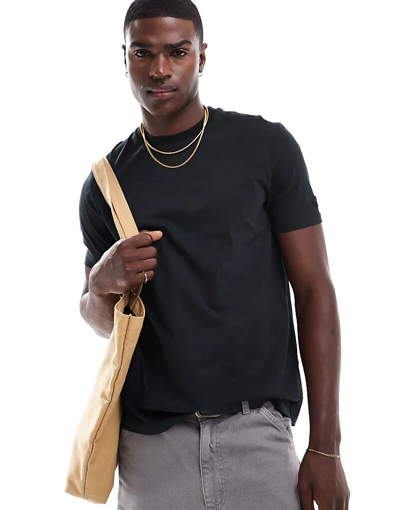 

Футболка Tonal Eagle из сверхтонкого хлопка черного цвета Lyle & Scott