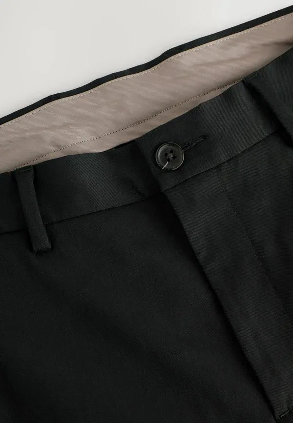 Брюки чинос Regular fit smart with stretch Next, черный — фото 2