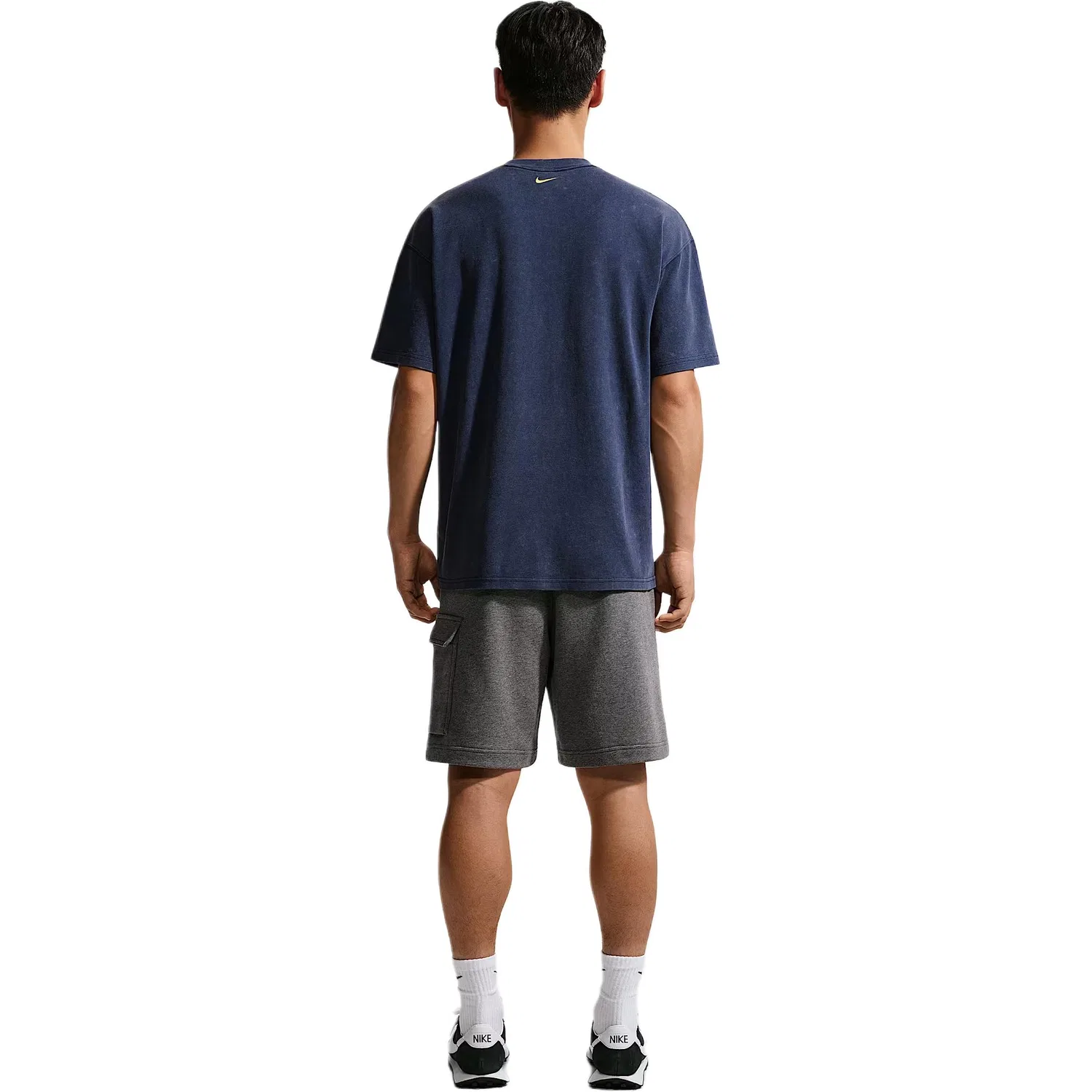Футболка Sportswear для мужчин, темно-синяя, с круглым вырезом Nike, Dark Navy Blue — фото 4