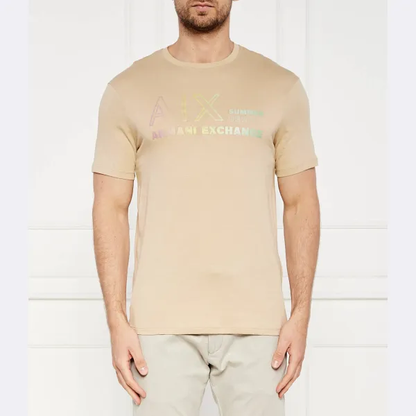 

Футболка стандартного кроя Armani Exchange, бежевый