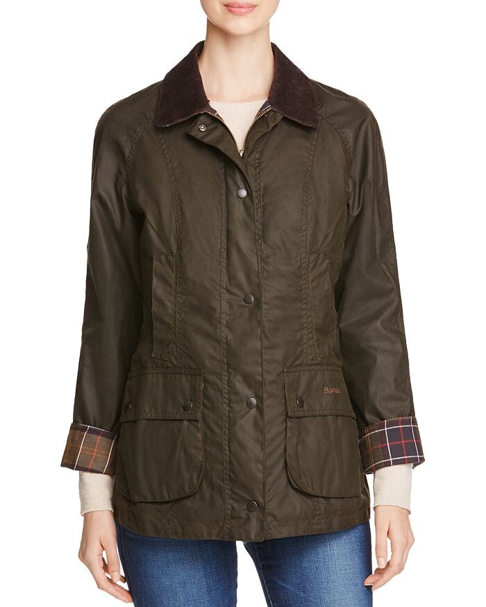 

Классическая куртка Barbour Beadnell из вощеного хлопка, зеленый