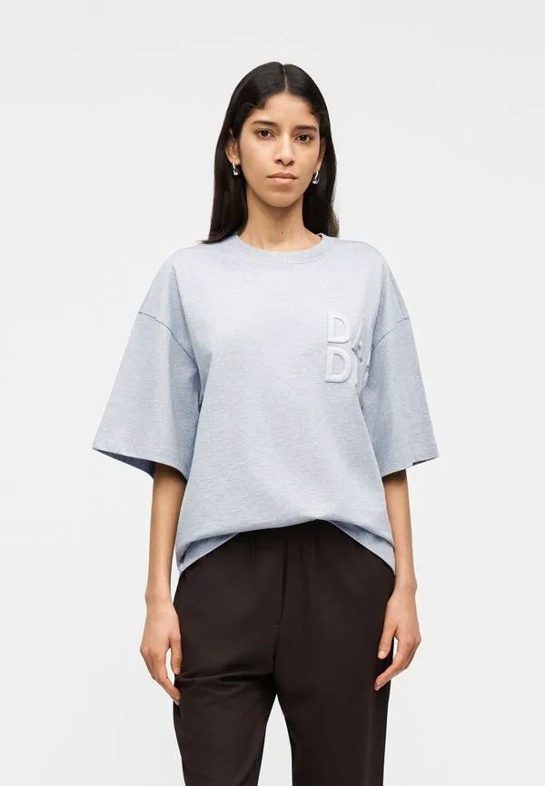 

Футболка с вышивкой и плотным принтом от drew Day Birger Et Mikkelsen, Light Grey Melange, Серый, Футболка с вышивкой и плотным принтом от drew Day Birger Et Mikkelsen, Light Grey Melange