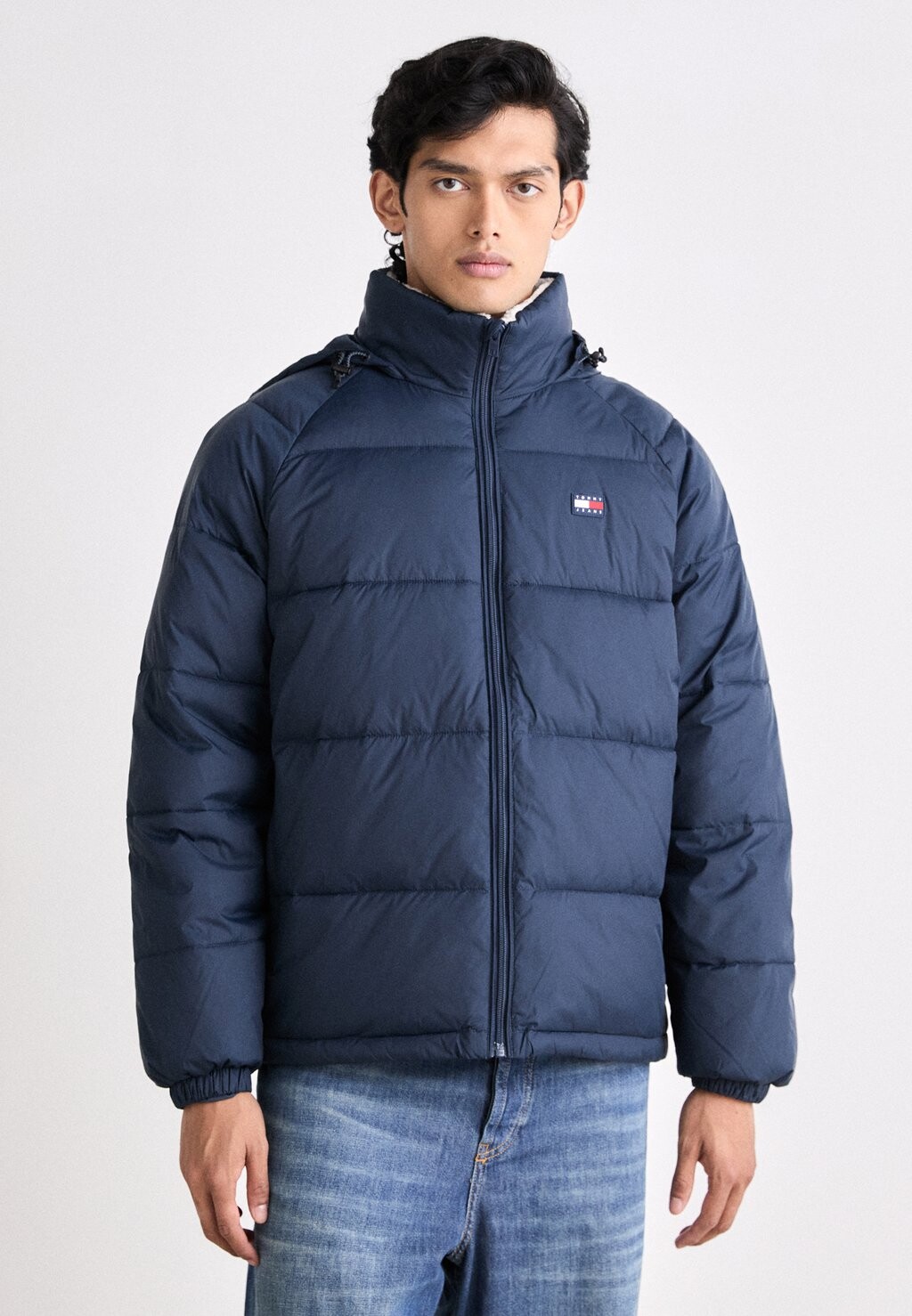 

Зимняя куртка PUFFER Tommy Jeans, темно-синий