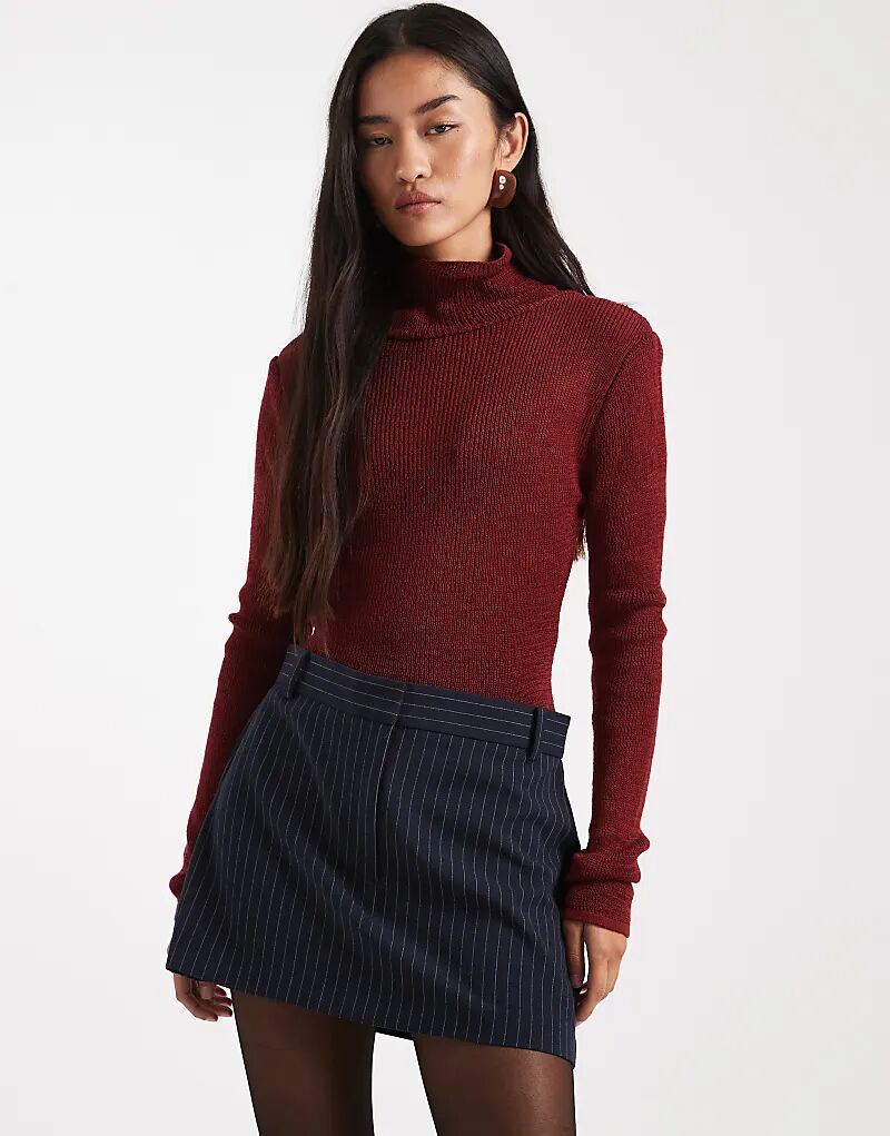 

Микро-юбка ASOS DESIGN в тонкую тёмно-синюю полоску